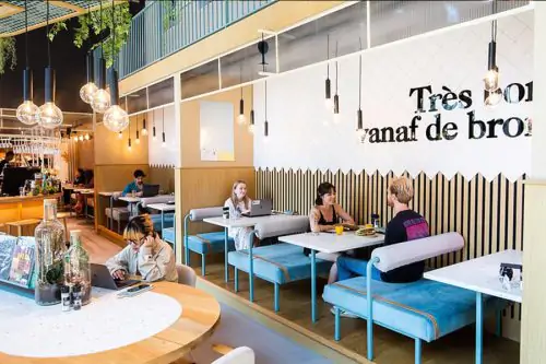 Le_Perron-Nearby-SWEETS_hotel