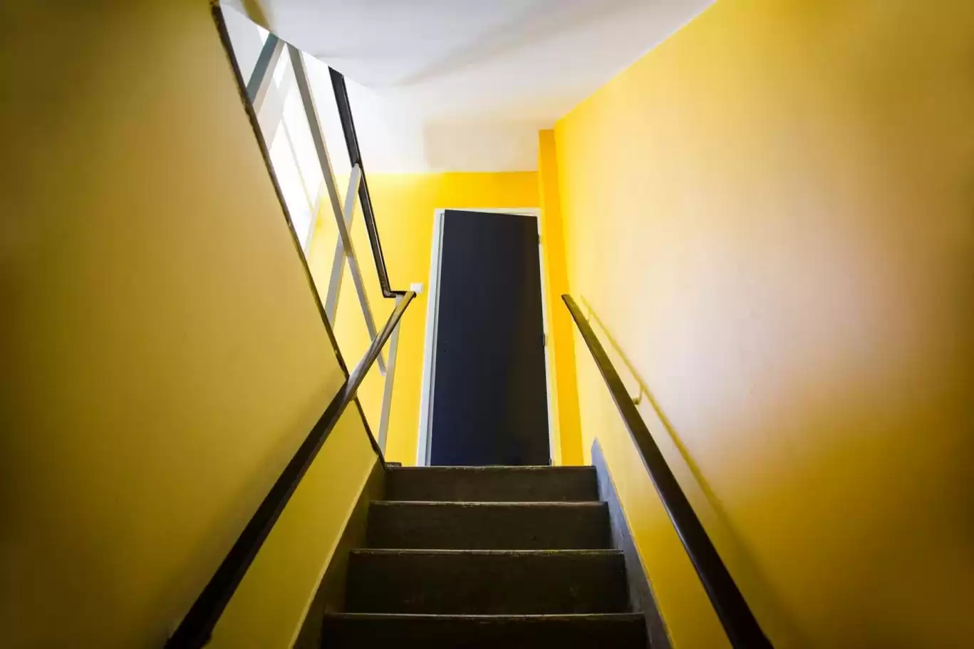 gerben wagenaarbrug inside amsterdam birdge house accommodation