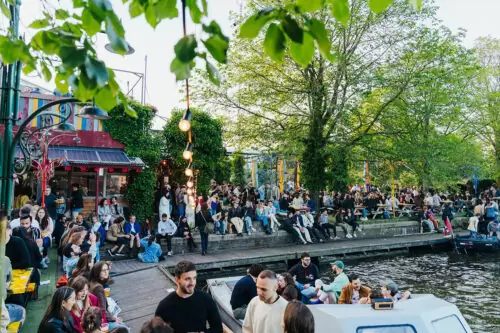 oosterdoksekade-nearby-hannekesboom