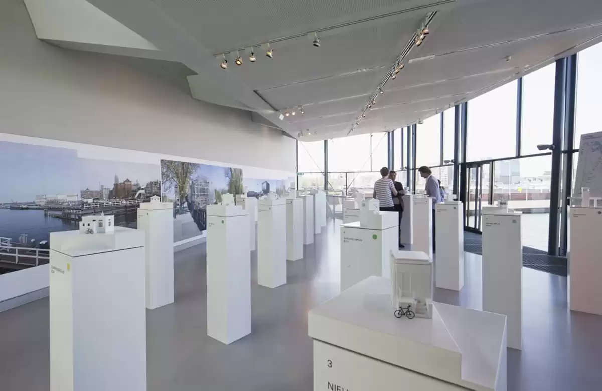 SWEETS hotel maquettes on exhibition showcasing bridge houses on Amsterdam canals - maquettes by Space&Matter